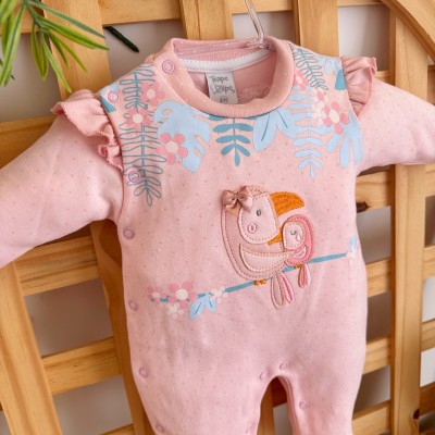 Macacão Trape Zape - Mamãe e Bebê Tucano - Rosa